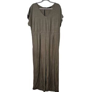 Velvet Heart army green short sleeved jumpersuit. Size M.